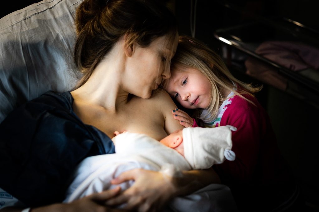 Reportage accouchement collectif carmin