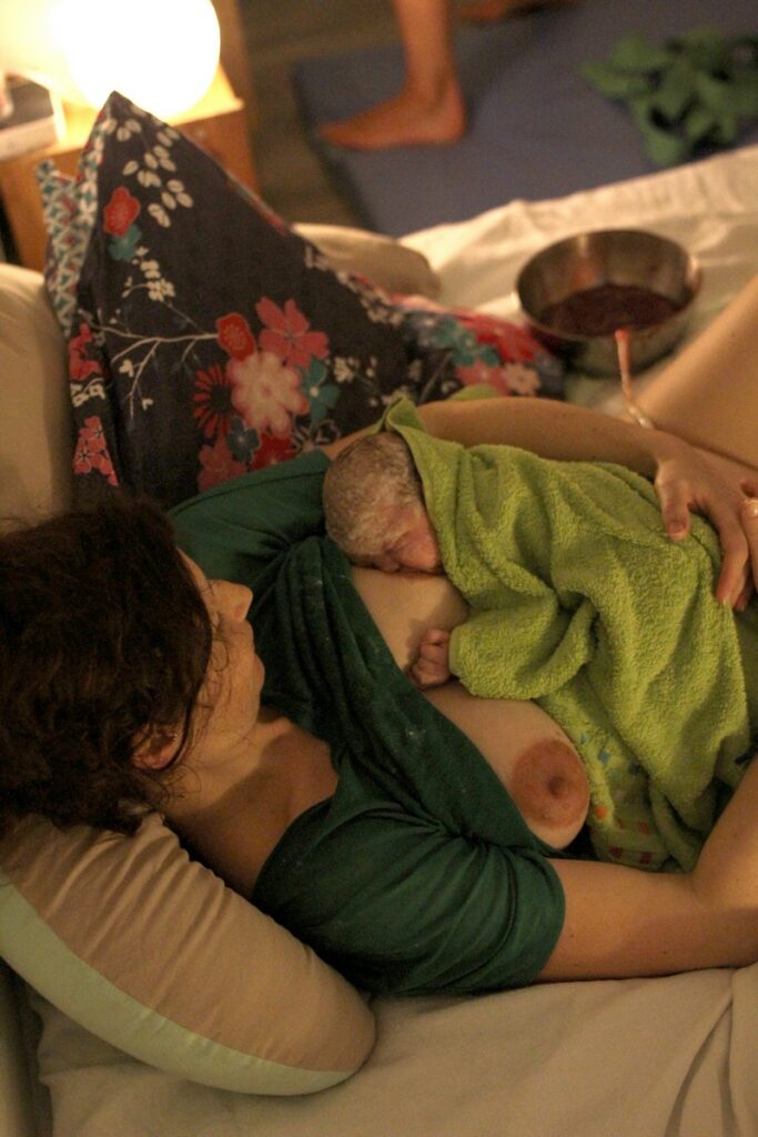 Photographe d'accouchement Isère Rhône Debohra Saba