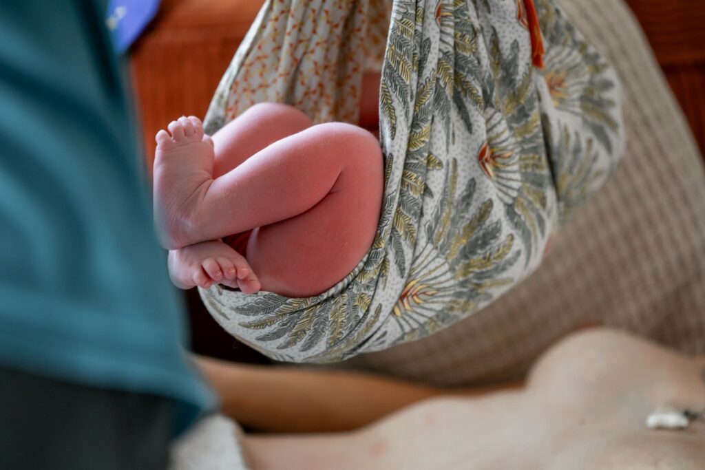 Photographe d'accouchement Isère Rhône Debohra Saba