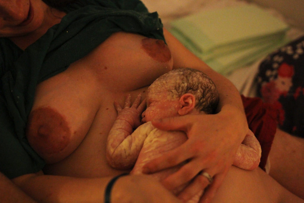 Reportage accouchement Debohra Saba Collectif Carmin