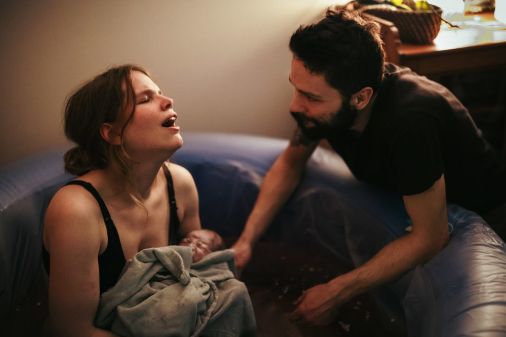 Reportage d'accouchement Alexandra Bellanger Collectif Carmin