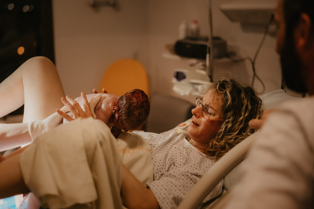 Reportage d'accouchement Eirin Lebouteiller Collectif Carmin