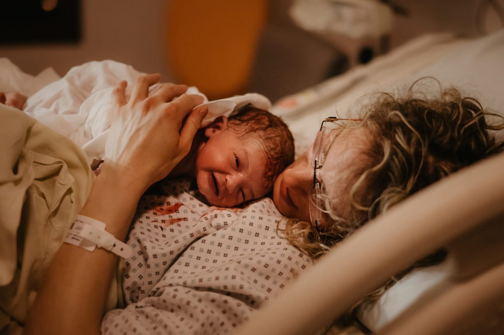 Reportage d'accouchement Eirin Lebouteiller Collectif Carmin