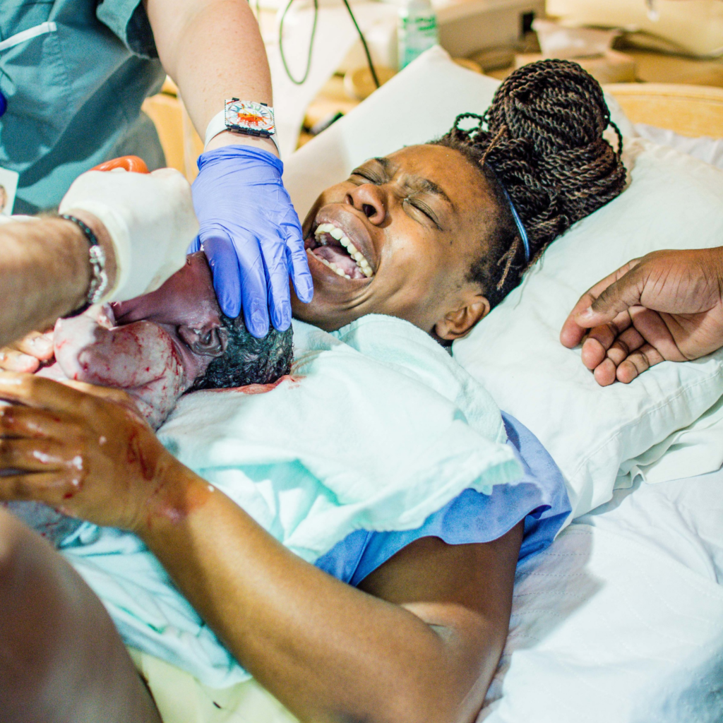 Reportage d'accouchement Collectif Carmin