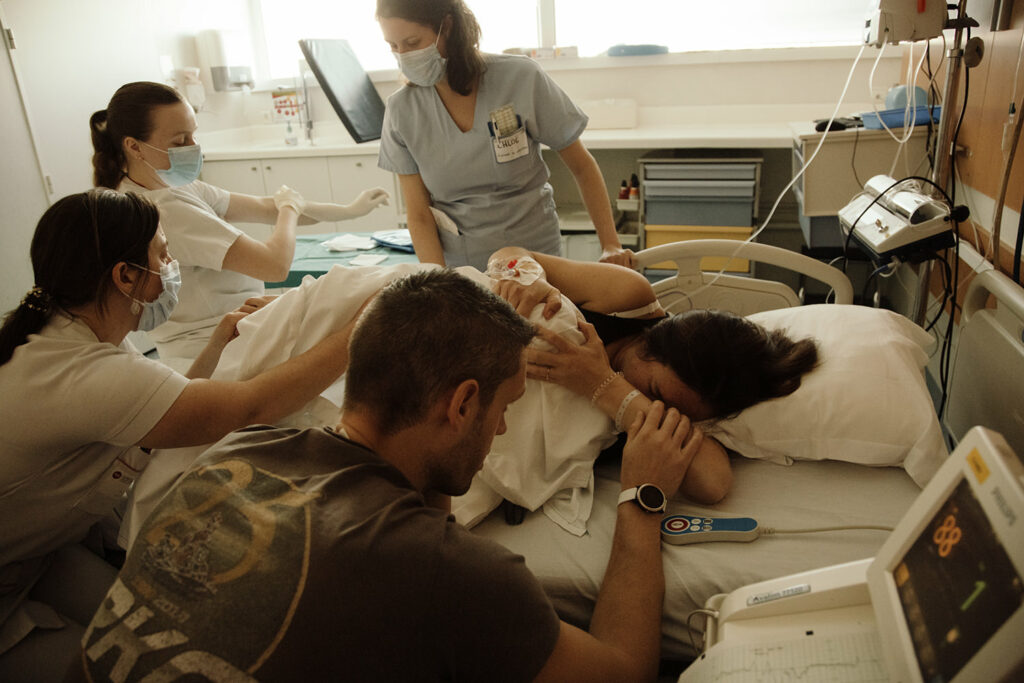 Reportage accouchement Laura Leclair Delord Collectif Carmin