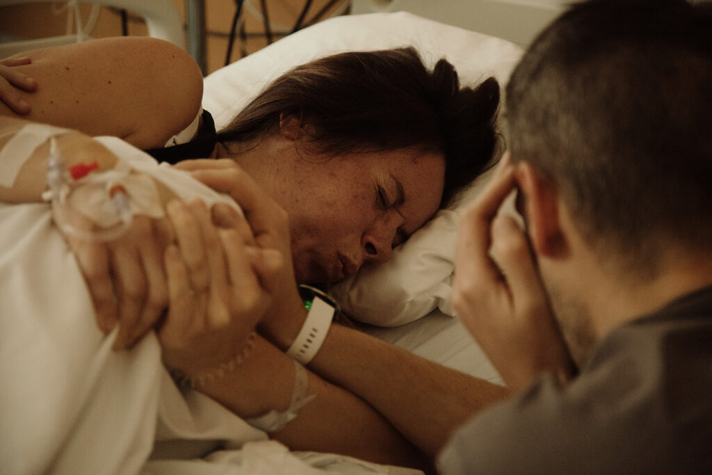 Reportage accouchement Laura Leclair Delord Collectif Carmin