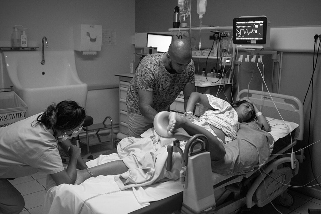 Reportage accouchement Delphine Haremza Collectif Carmin